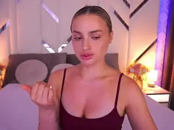 Stripchat Live Sex Cam of LindsieGreyy