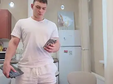 Stripchat Live Sex Cam of MIKE_GOD19