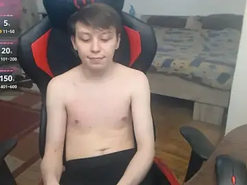 Stripchat Free Live Porn of hugkydo