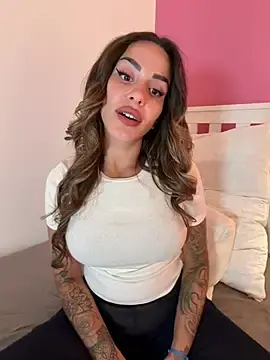 Stripchat Live Sex Cam of -Alisa