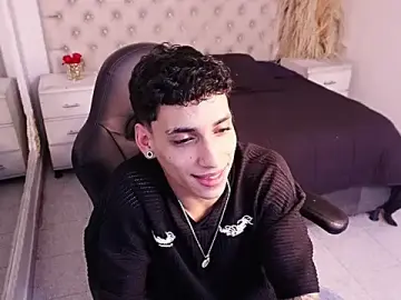 Stripchat Best live sex cam show of JhoanLeandro