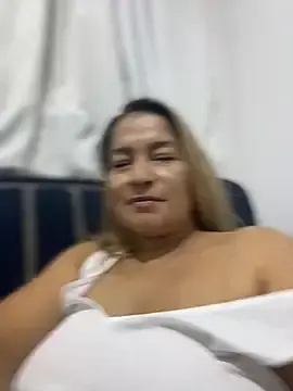 Stripchat Free Porn Cam of Jlo_69