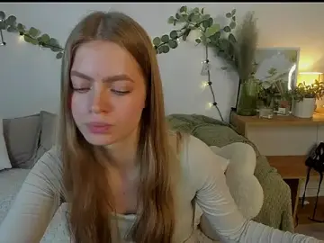 Stripchat Live Sex Cam of HoneyEmilly