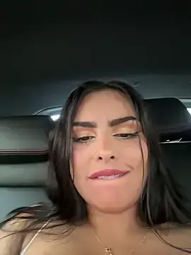 Stripchat Free Live Porn of Maddy_Rouse_
