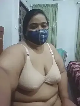 Stripchat Nude Webcam of momo_loves