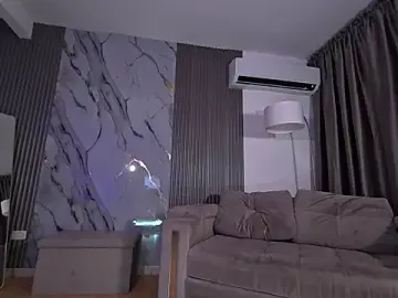 Stripchat Live Sex Cam of HannaByron