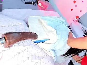 Stripchat Nude Webcam of Hilary_Smile_