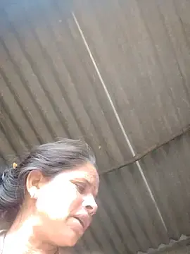 Stripchat Live Porn of miss_reena93036