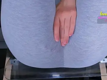 Stripchat Best Webcam of Cameltoe_squirt_inPants