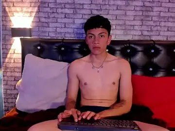 Stripchat Free Porn Cam of Mike_red