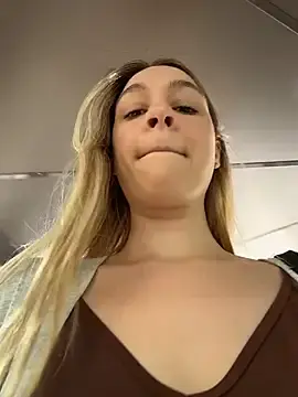 Stripchat Adult Webcam of SashaCatt