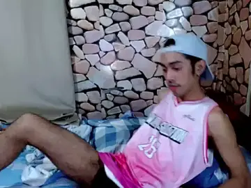 Stripchat Sex Cam of crocodale