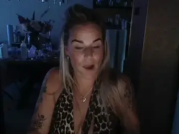 Stripchat Live Porn of xMystiqueMavenx