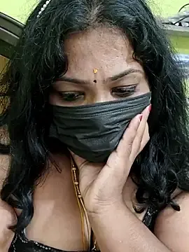 Stripchat Live Sex Cam of Tamil_Mithra