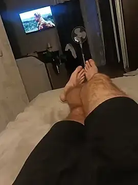 Stripchat Watch Live Sex Cams of Artyr1515