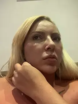 Stripchat Adult Webcam of Juuhschmitt