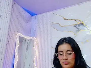 Stripchat Sex Cam of PEACHY_TAY