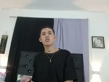 Stripchat Free Porn Cam of RoySteven