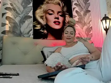 Stripchat Free Porn Cam of viktoria_davis_