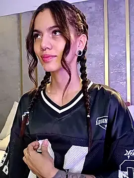 Stripchat Free Porn Cam of VeroJenkins_