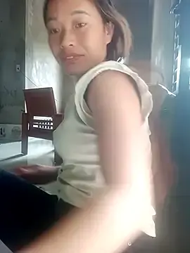 Stripchat Free Porn Cam of little-effy