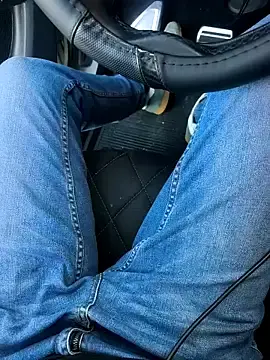 Stripchat Live Porn of MassiveMask