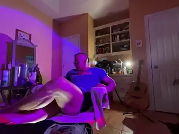 Stripchat Free Live Porn of daddydonkey84