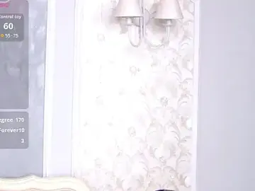 Stripchat Free Porn Cam of HeidiLust