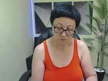Stripchat Live Sex Cam of EmilyL0ve