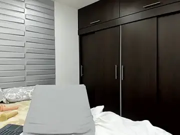 Stripchat Watch Live Sex Cams of XimenaRose