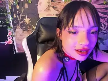 Stripchat Best live sex cam show of LaxiViolet