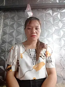 Stripchat Sex Cam of lya_sexyy