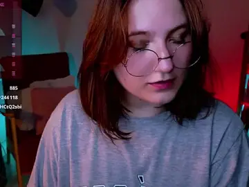 Stripchat Sex Cam of fairy_tara