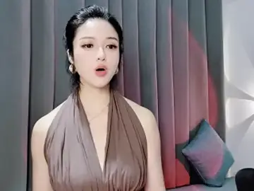 Stripchat Adult Video Chat of Momo-Wow