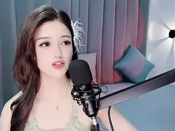 Stripchat Free Porn Cam of Momo-Wow