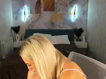 Stripchat Live Porn of Silen_Tori