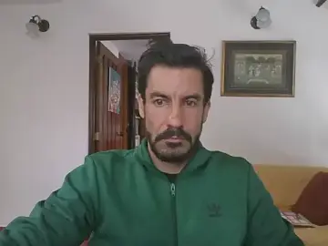 Stripchat Best live sex cam show of elkike1980