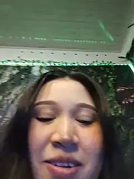 Stripchat Live Sex Cam of sharyl_24