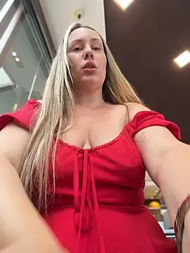 Stripchat Adult Webcam of Mona_Plus