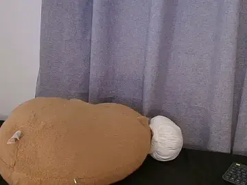 Stripchat Live Sex Cam of phia_carter