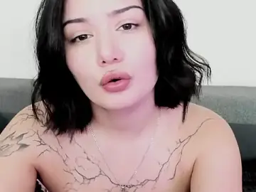 Stripchat Adult Webcam of Dark_Moni
