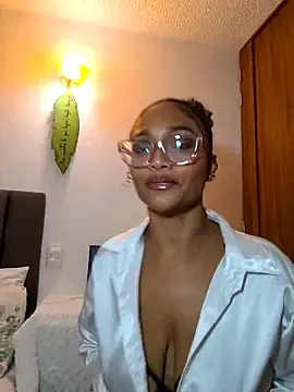 Stripchat Best live sex cam show of BiiancaEstradaa