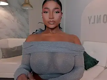 Stripchat Sex Cam of SavannahStorm