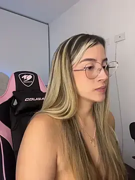 Stripchat Live Sex of Issabela_G1