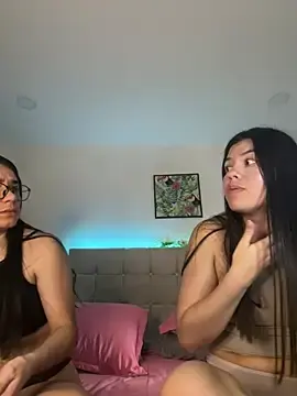 Stripchat Free Live Porn of Layla_Rachel