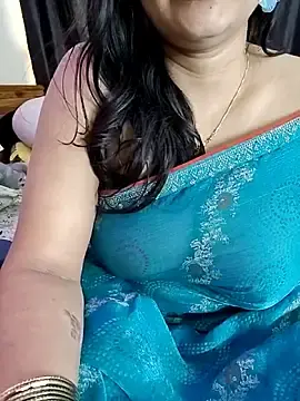 Stripchat Live Sex of kaamuk_shweta