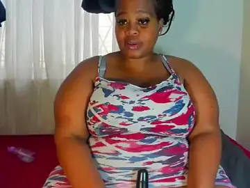 Stripchat Sex Cam of ThickLeeyanaXX