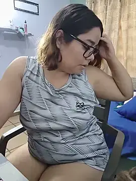 Stripchat Free Porn Cam of saenz_eymi