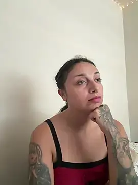 Stripchat Free Porn Cam of CharmingMaddie