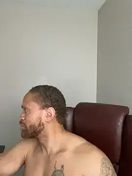 Stripchat Sex Cam of Fathero1time
